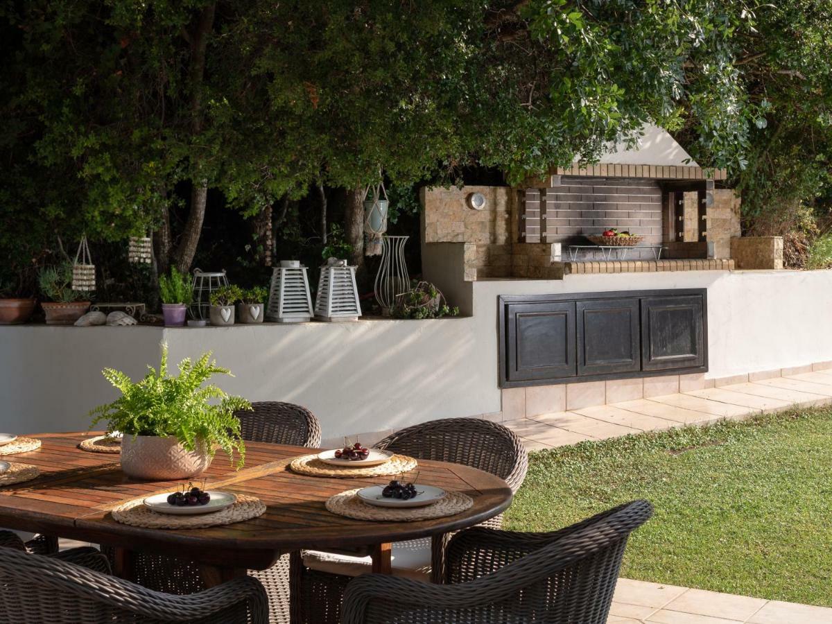 Prinés Levantes Luxury Home - Nature Inspired, Pool & Bbq, By Thinkvilla מראה חיצוני תמונה