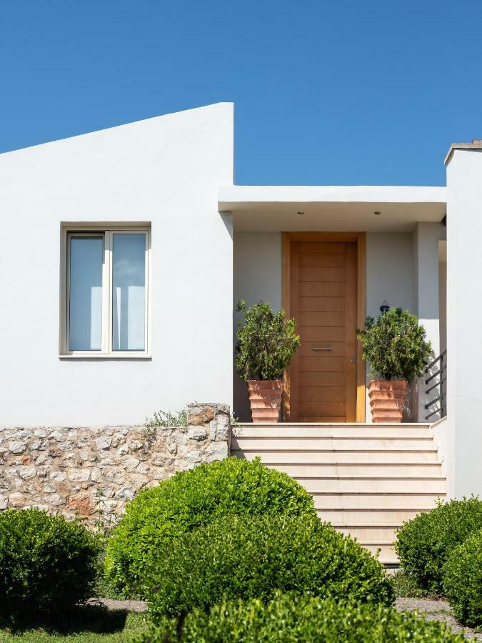 Prinés Levantes Luxury Home - Nature Inspired, Pool & Bbq, By Thinkvilla מראה חיצוני תמונה